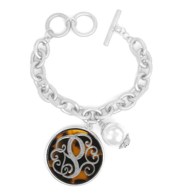 INITIAL JEWELRY :: BRACELETS | EARRINGS :: Tortoise Initial Charm Bracelet