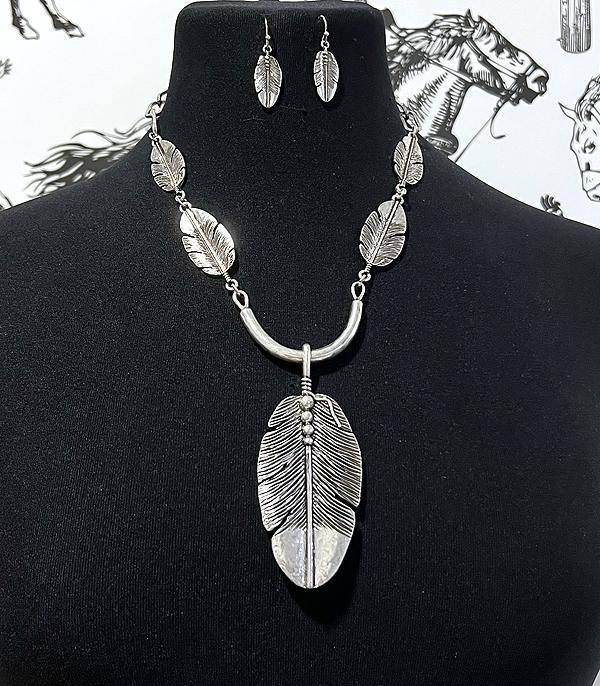 New Arrival :: Wholesale Tipi Brand Western Feather Necklace Set