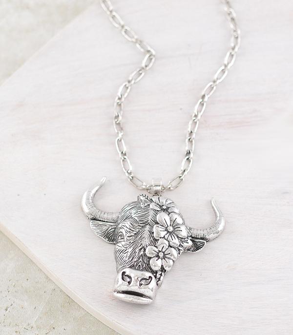 New Arrival :: Wholesale Western Floral Cow Pendant Necklace