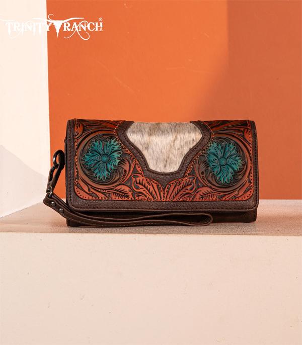 New Arrival :: Wholesale Trinity Ranch Tooled Cowhide Wallet