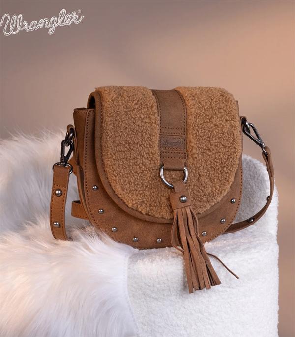 New Arrival :: Wholesale Wrangler Sherpa Saddle Crossbody Bag