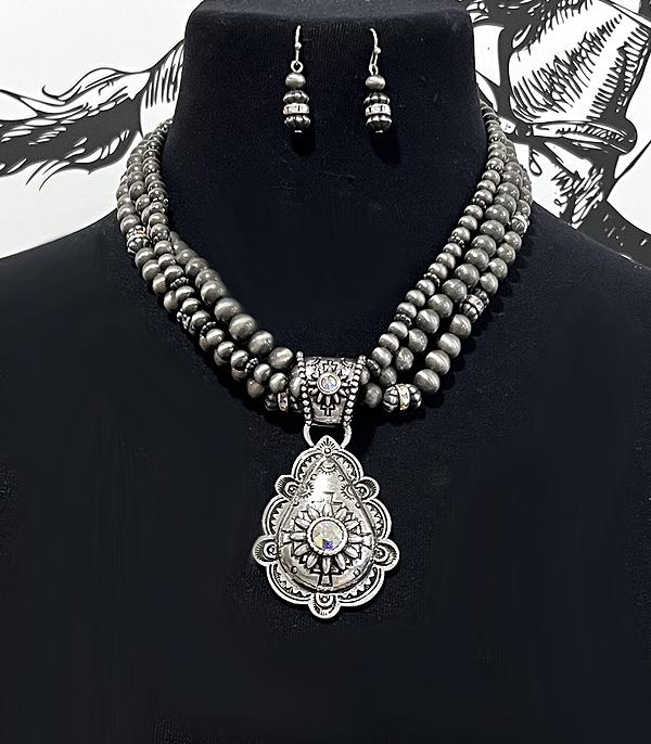 New Arrival :: Wholesale Teardrop Concho Navajo Pearl Necklace 